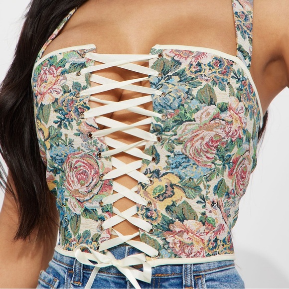 FASHION NOVA Top - Picture 3 of 3